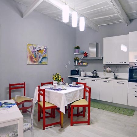 B&B Parva Domus ลาเมเซ แตร์เม ภายนอก รูปภาพ